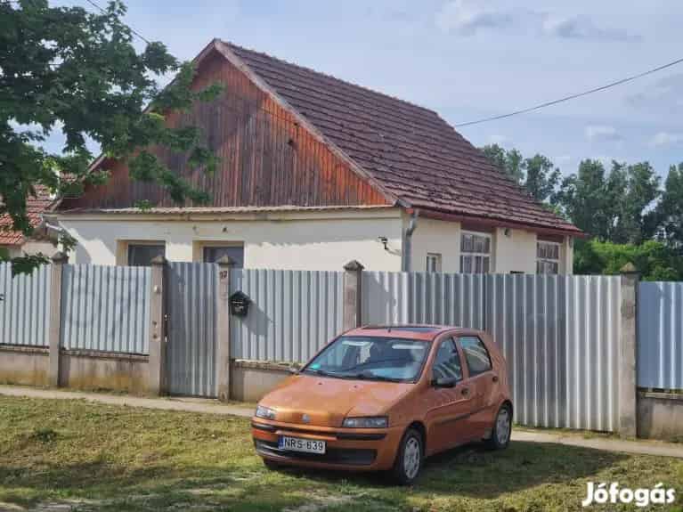 Kiszombor jó állapotban lévő kis alapterületű ház, nagy telekkel eladó - Kiszombor, Ház - Jófogás Ingatlan