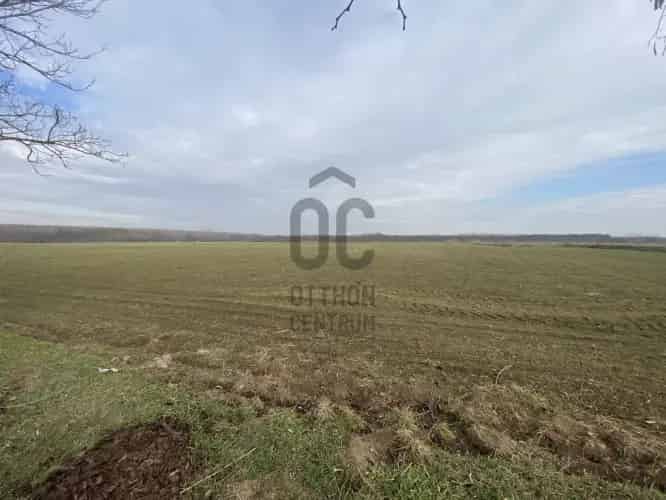 Győri eladó telek, T035289