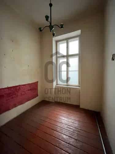 Budapest V. kerületi eladó lakás, H499277