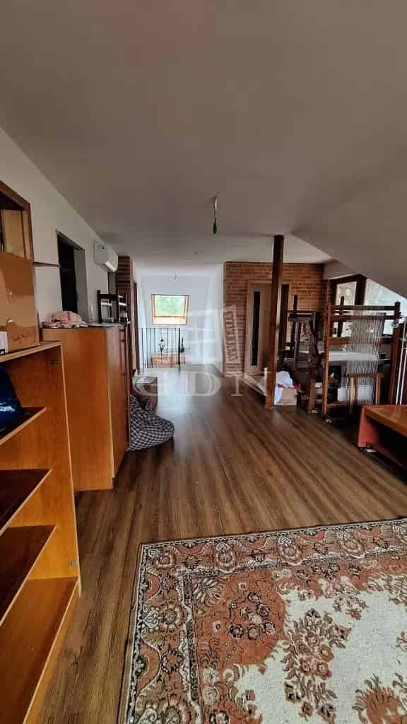 Ház Kiadó , Balatonalmádi járás, Dunántúl