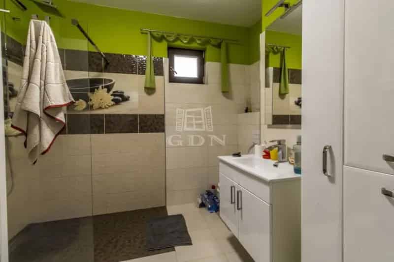 Ház Kiadó , Aszódi járás, Közép-Magyarország