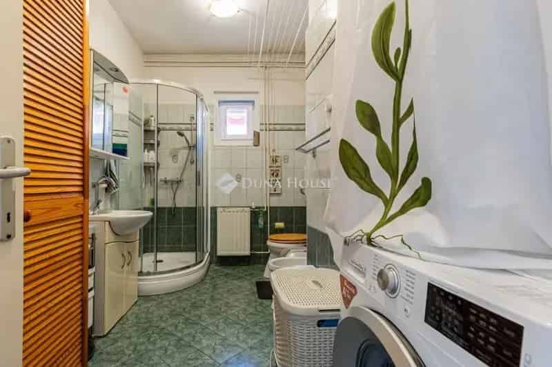 Ház Kiadó , Budapest, Közép-Magyarország