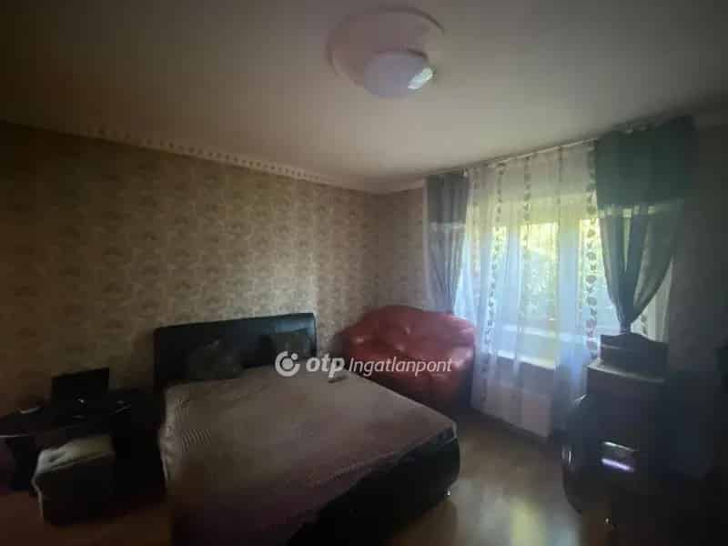 Levelek 1200 m2-es telek 66 m2-es ház eladó