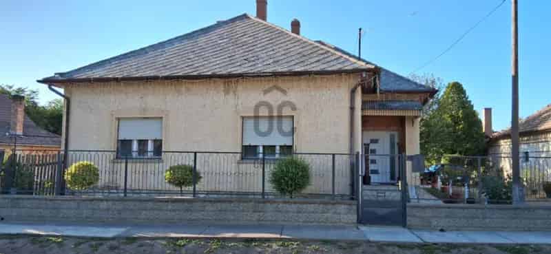 Csépai eladó családi ház, H505795