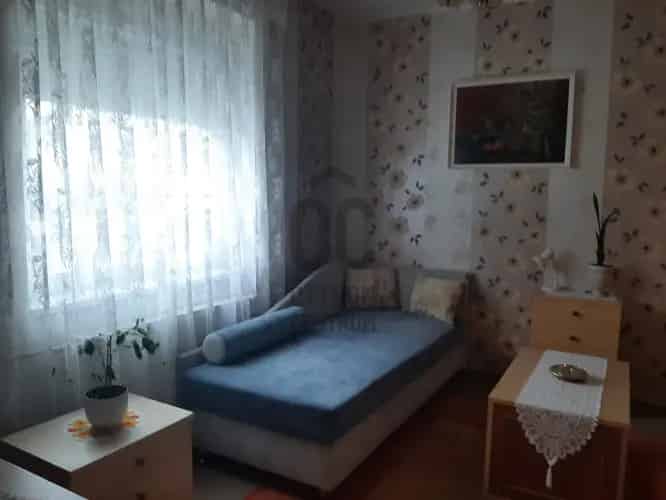 Ajkai eladó ikerház, H502352