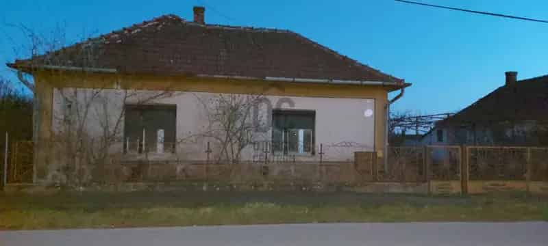 Négyesi eladó családi ház, H464382