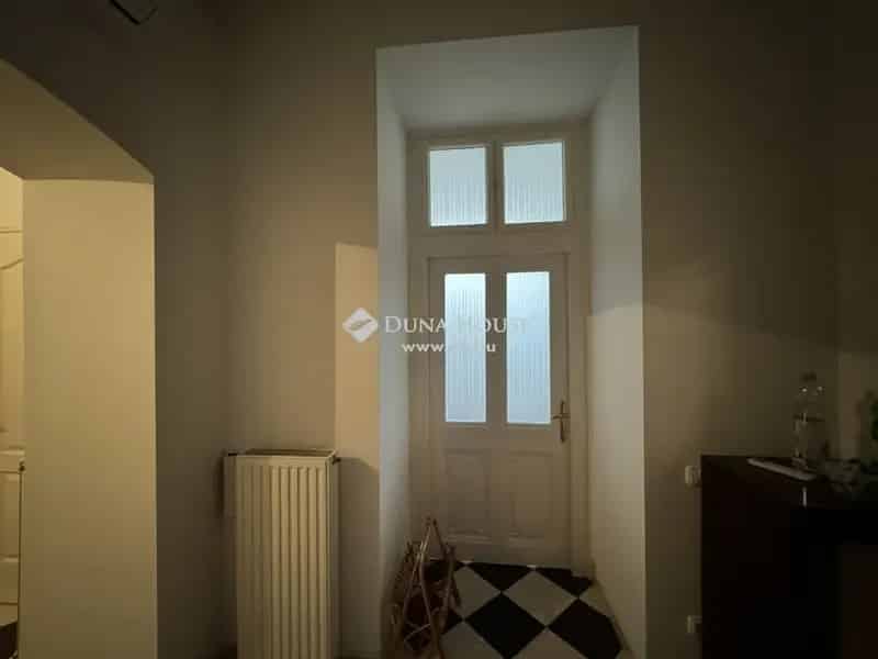 Lakás Kiadó , Kodály Zoltán tér, Kecskemét, Alföld és Észak