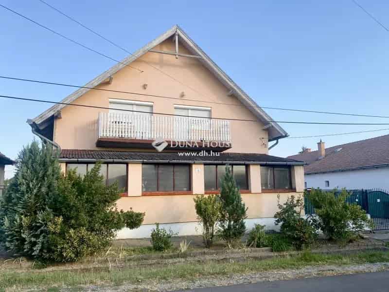 Ház Eladó , Gödöllő, Közép-Magyarország