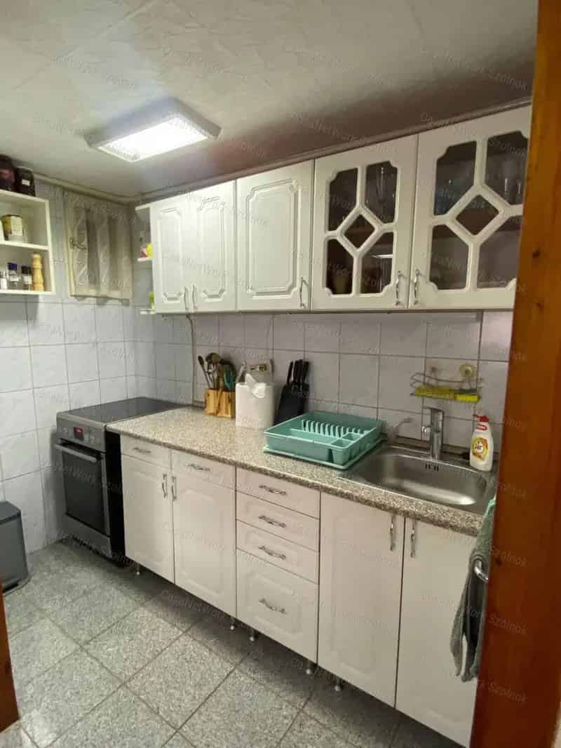 Ház Kiadó , Szolnoki járás, Alföld és Észak