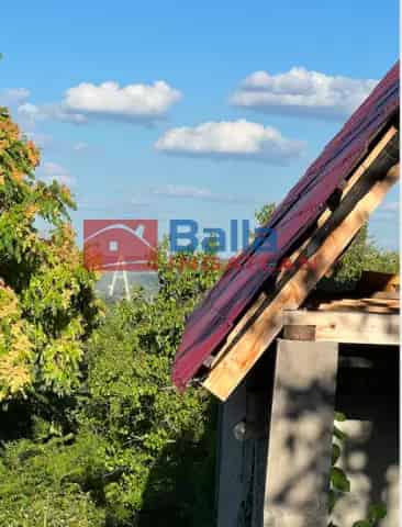 Békásmegyer 691m2 Telek 25m2 Házikóval