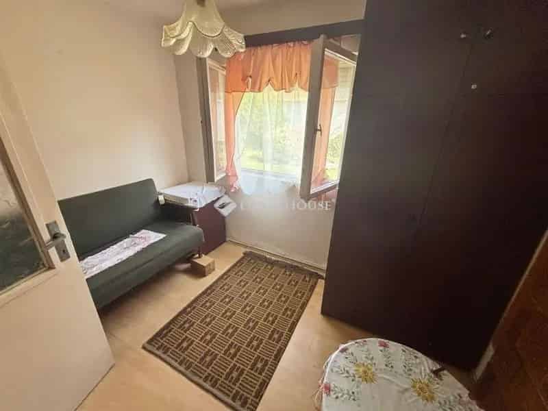 Ház Kiadó , Szombathelyi járás, Dunántúl