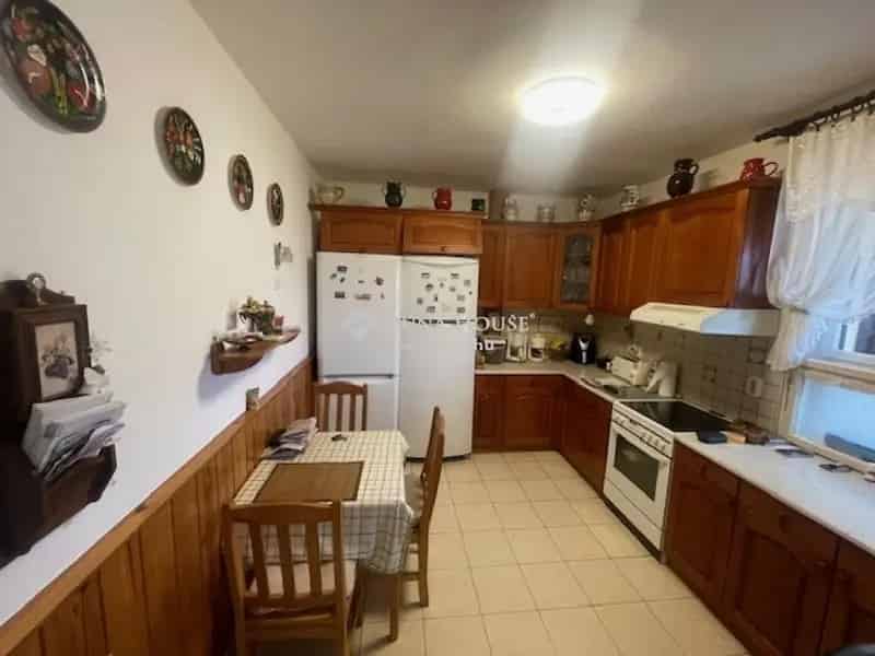 Ház Kiadó , Budapest, Közép-Magyarország