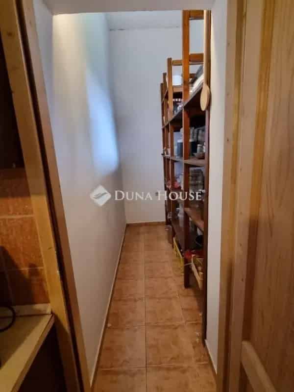 Ház Kiadó , Ajkai járás, Dunántúl