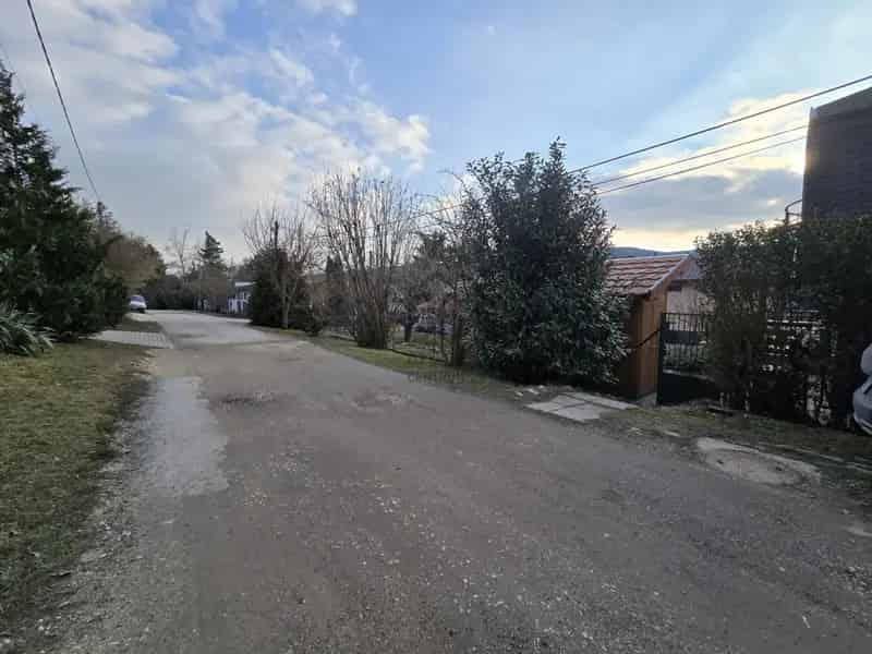 Telek Kiadó , Budakeszi járás, Közép-Magyarország