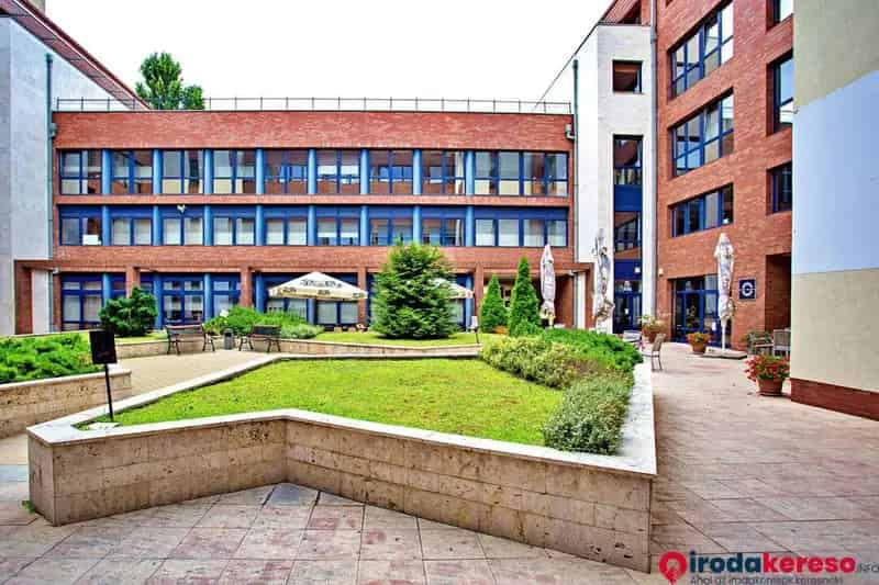 Montevideó iutcában modern  iroda kiadó