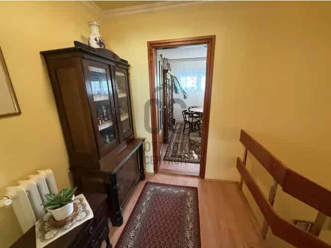 Nyíregyházai eladó sorház, DHZ086113