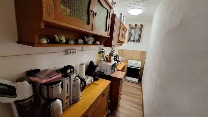 Ház Kiadó , Tamási járás, Dunántúl