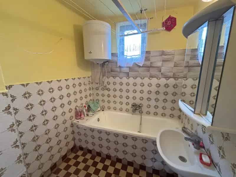 Ház Kiadó , Szombathelyi járás, Dunántúl
