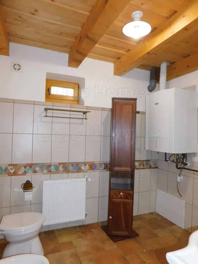 Ház Kiadó , Tapolcai járás, Dunántúl