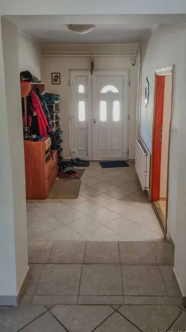 80m2-es tanya 2820m2 telken garázzsal és fedett pavilonnal