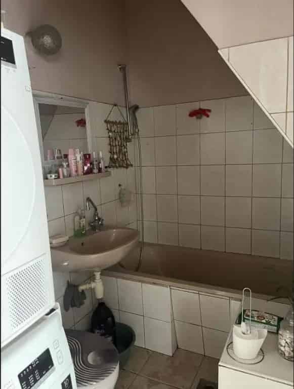 Ház Kiadó , Budapest, Közép-Magyarország