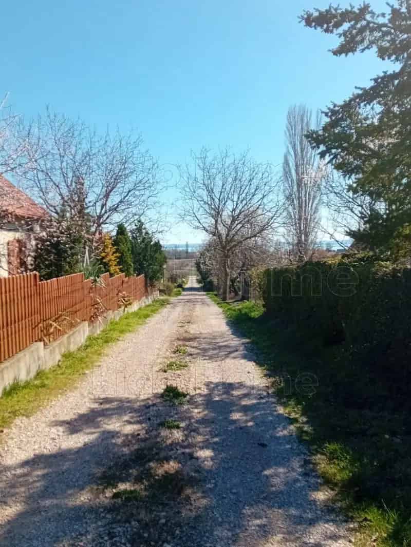 Telek Kiadó , Balatonfüredi járás, Dunántúl