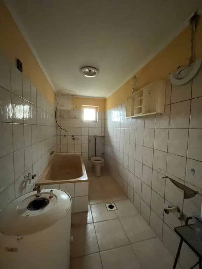 Ház Kiadó , Kemecsei járás, Alföld és Észak