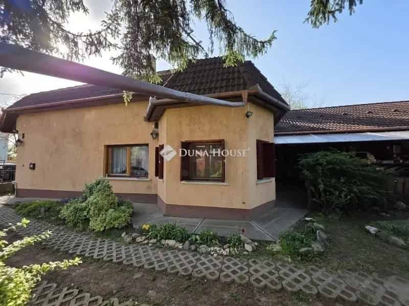 Ház Kiadó , Monori járás, Közép-Magyarország