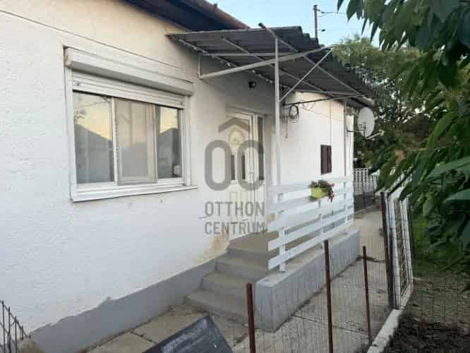 Kemecsei eladó családi ház, DHZ093388