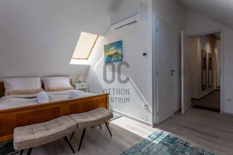 Kékkúti eladó kereskedelmi ingatlan, UZ018585