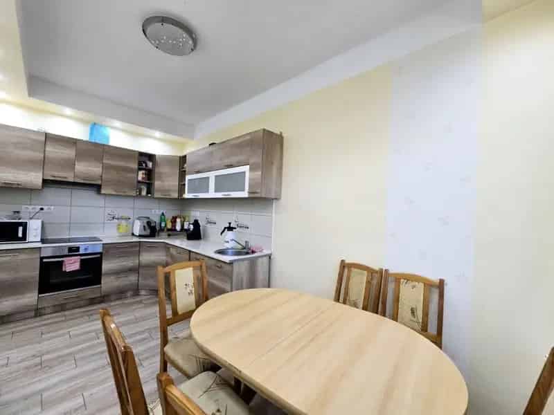 Ház Kiadó , Fonyódi járás, Dunántúl