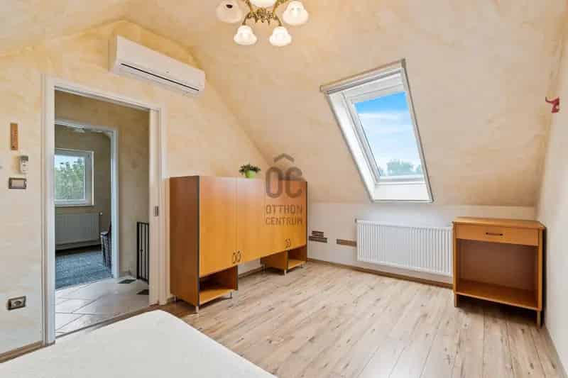 Ház Kiadó , Budapest, Közép-Magyarország