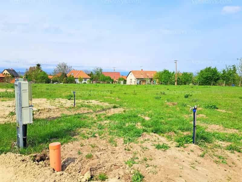 BEFEKTETŐKNEK, KIVITELEZŐKNEK IS REMEK LEHETŐSÉG ÚJ LAKÓINGATLANOK ÉPÍTÉSÉRE!