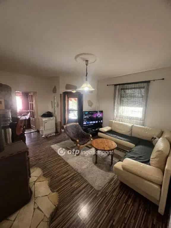 Ház Kiadó , Nagykátai járás, Közép-Magyarország