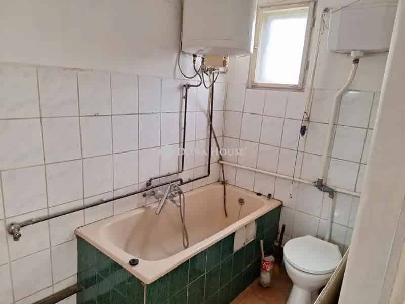 Ház Kiadó , Bicskei járás, Dunántúl