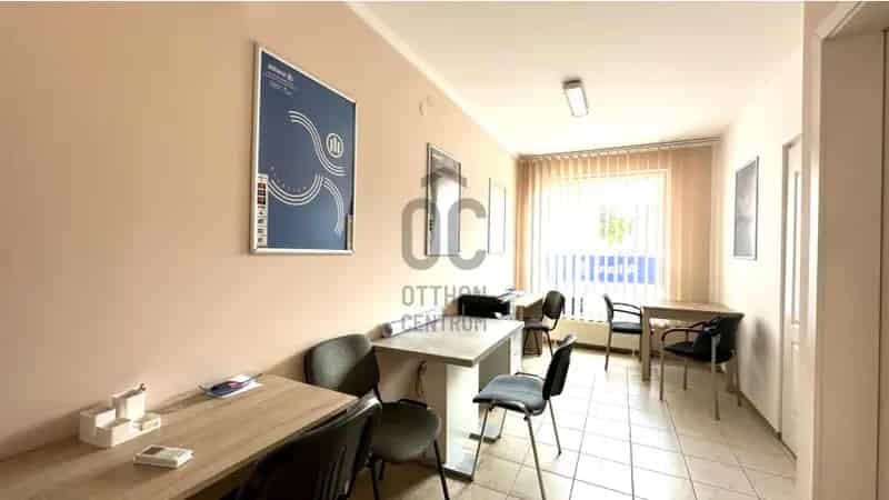 Debreceni eladó kereskedelmi ingatlan, UZ018514