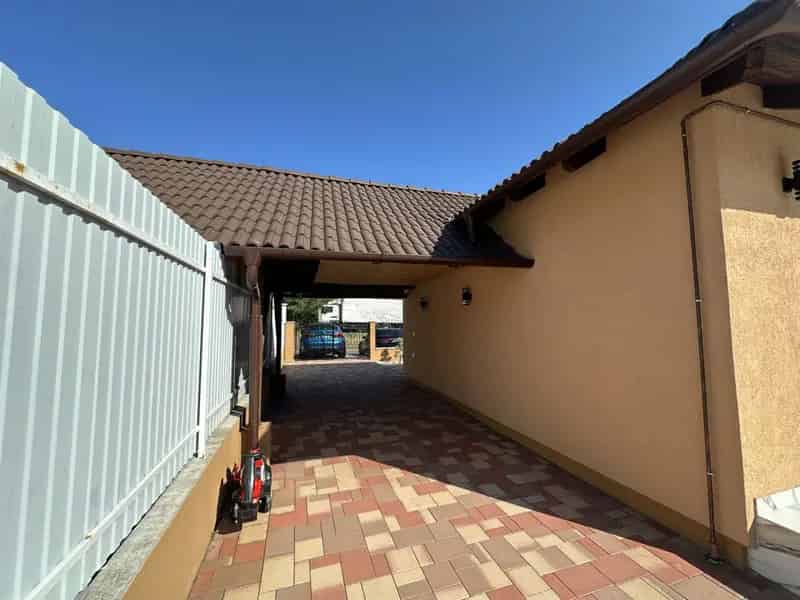 Ház Kiadó , Gödöllői járás, Közép-Magyarország