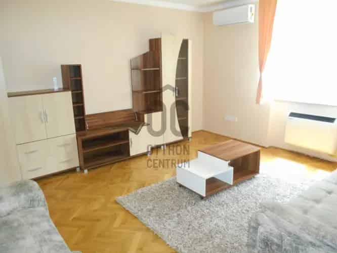 Kecskemét Villanegyed 1 szobás lakás kiadó