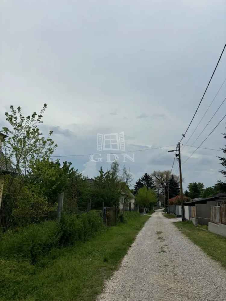 Telek Kiadó , Komáromi járás, Dunántúl
