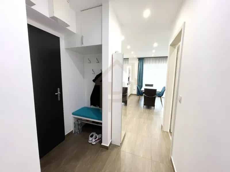 Debrecen Nagyerdő 60 nm-es  2 szobás lakás kiadó