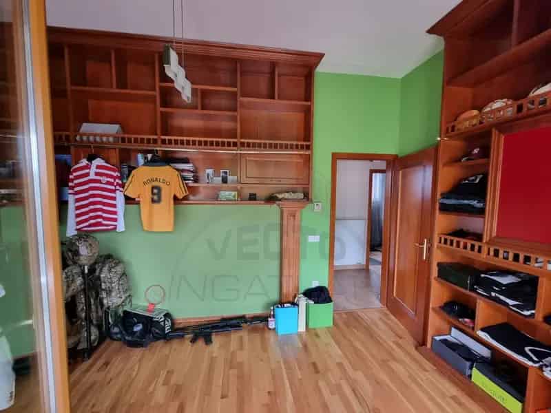 Ház Kiadó , Szombathelyi járás, Dunántúl