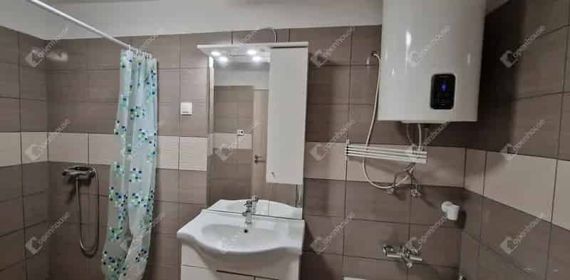 Ház Kiadó , Győri járás, Dunántúl