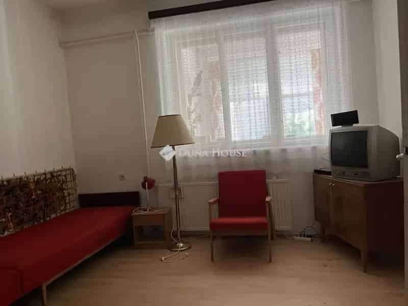 Ház Kiadó , Budapest, Közép-Magyarország