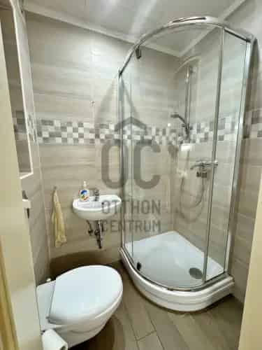 Budapest IX. kerületi kiadó kereskedelmi ingatlan, UZ018492