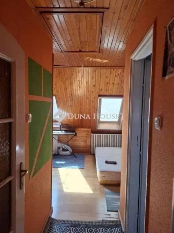 Ház Kiadó , Szentendrei járás, Közép-Magyarország