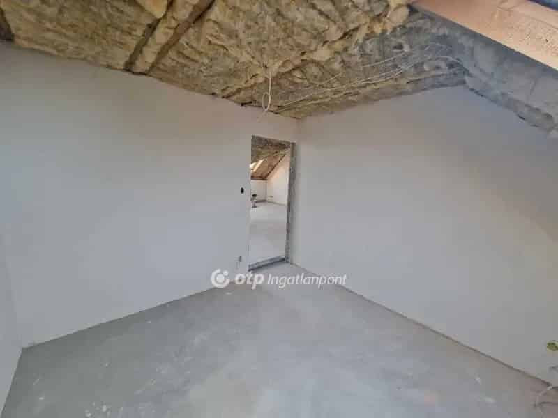 Lakás Kiadó , Győri járás, Dunántúl