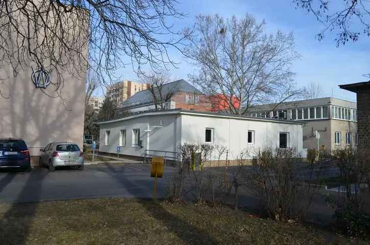 White Office