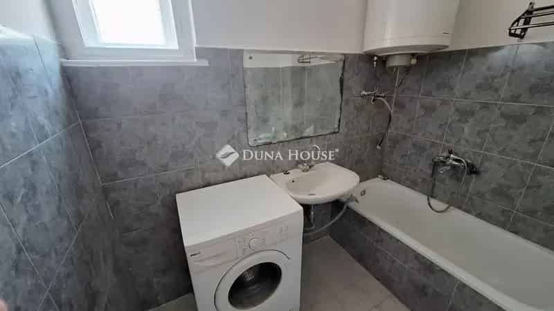 Ház Kiadó , Székesfehérvári járás, Dunántúl