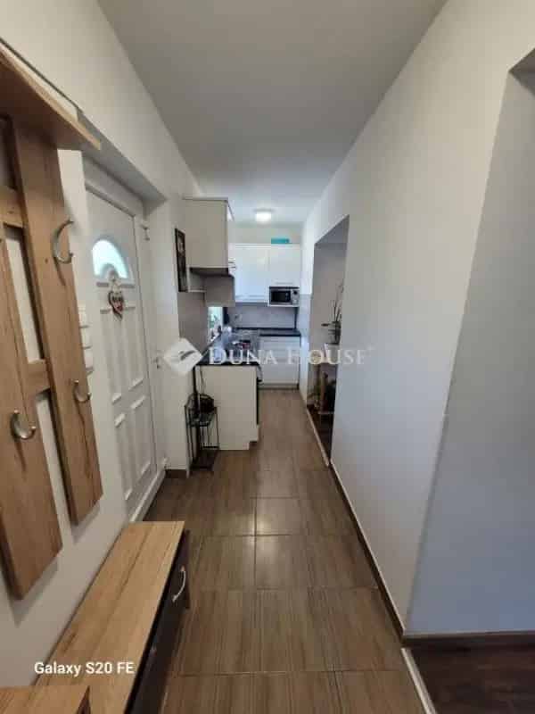 Ház Kiadó , Monori járás, Közép-Magyarország