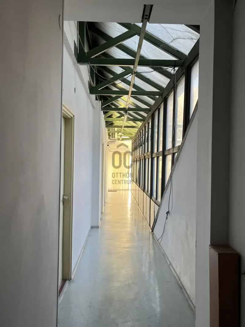 Üzleti célú Kiadó , Budapest, Közép-Magyarország